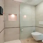 Admayora Pensión 3*