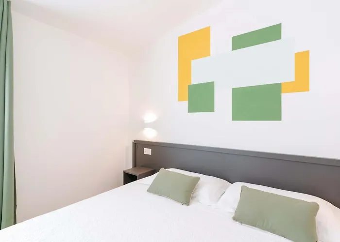 Casa de hóspedes Admayora 3*